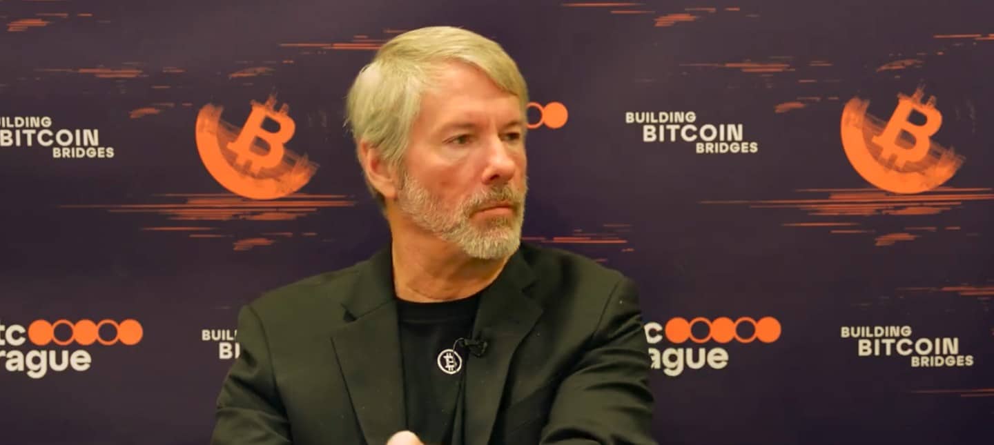 Michael Saylor w ogniu krytyki za nakłanianie do korzystania z „instytucji zbyt dużych, by upaść”. Ma rację?