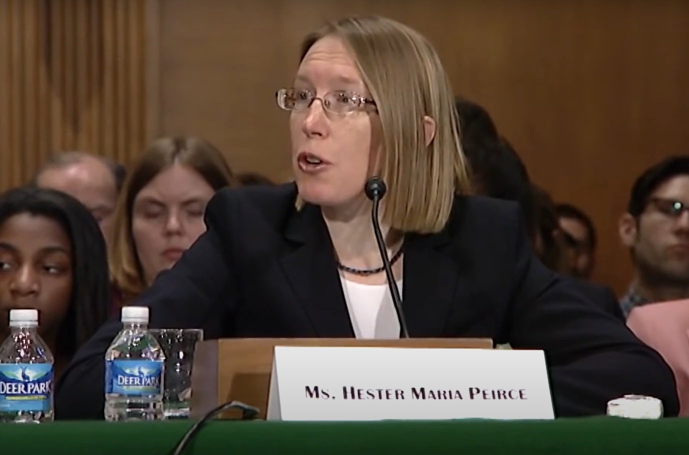 SEC wciąż bez przewodniczącego, Musk robi swoje. Czy czeka nas kryptowalutowy chaos?