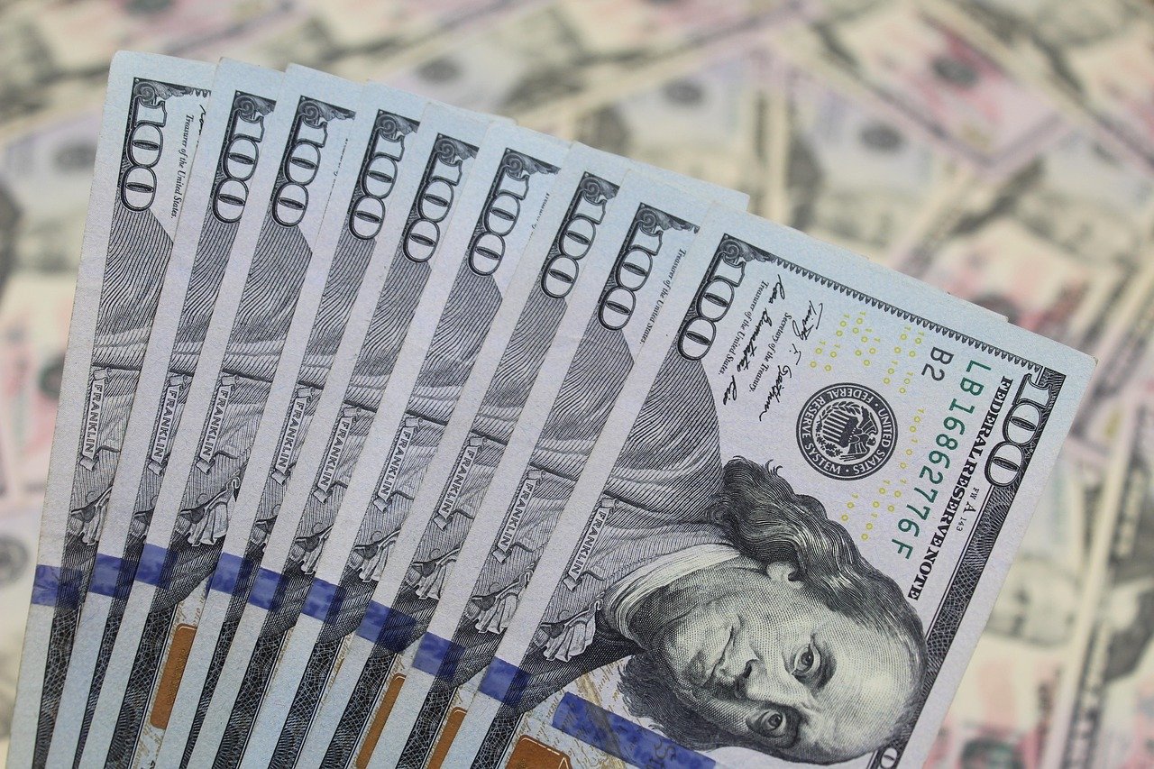 Rezerwa Federalna zarżnie dłużników? Jerome Powell nie będzie się spieszyć z obniżką stóp! Co na to kryptowaluty?
