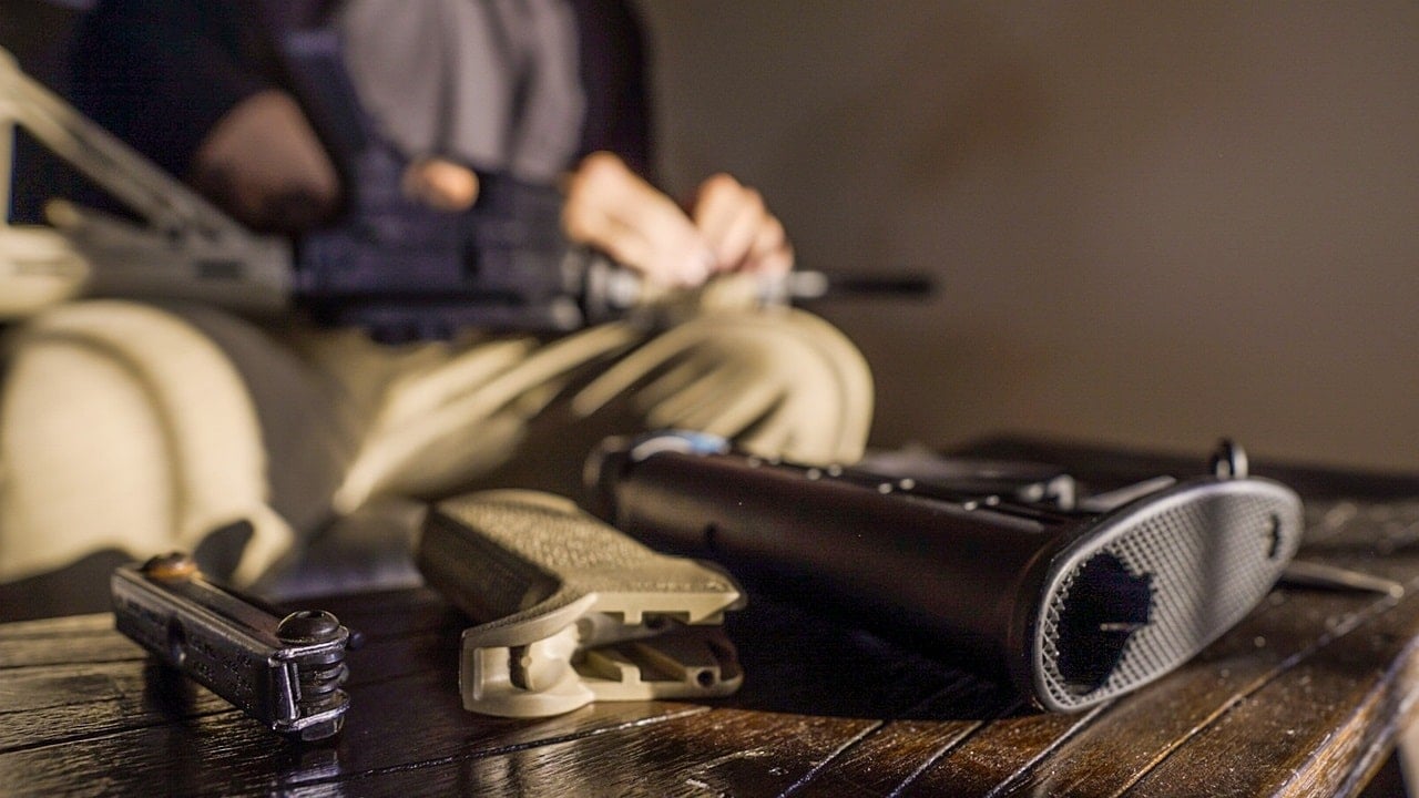 Smith & Wesson: korzystne dla firmy doniesienia powodują.. spadki jej akcji