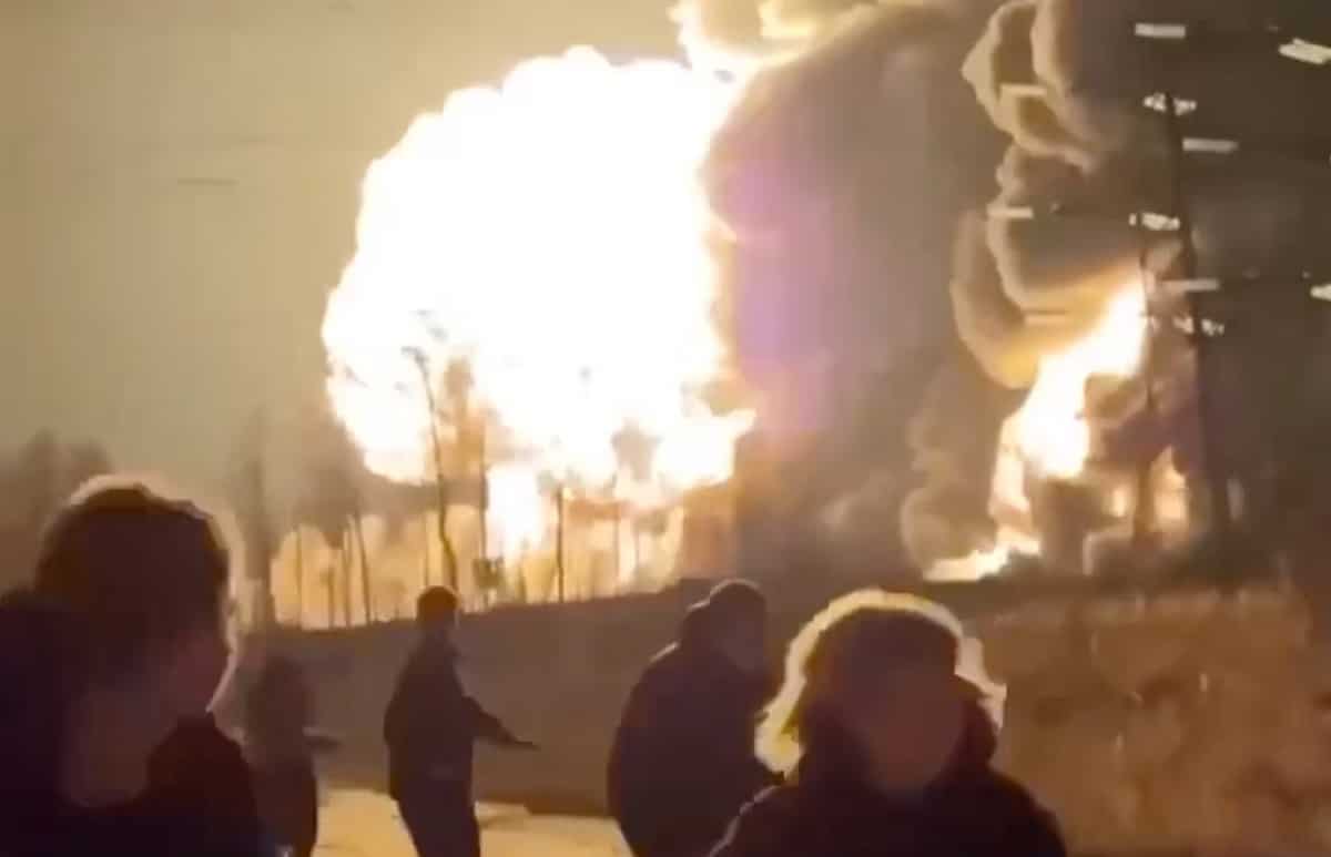 Chipy, półprzewodniki w ogniu. Atak na strategiczny zakład, produkcja wstrzymana