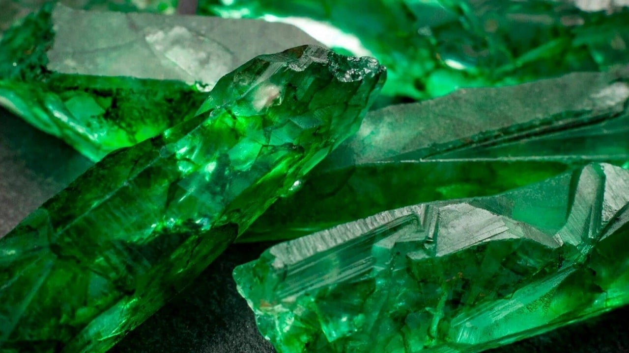 Podatki niemal zarżnęły eksport szmaragdów. Rząd wycofuje się z fiskalnych zapędów