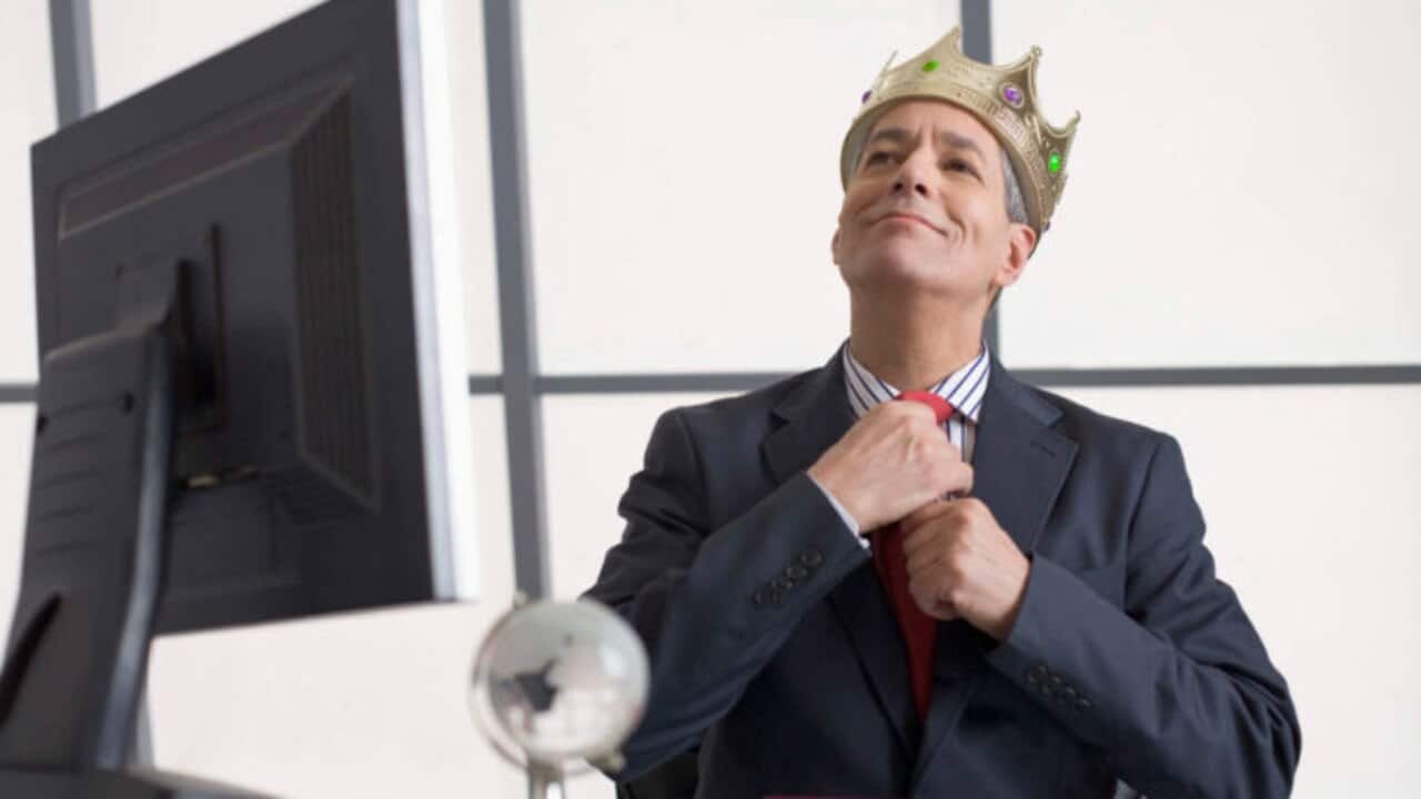 Tuż przed upadkiem, banki przyznały swoim prezesom miliony. Na koszt podatnika