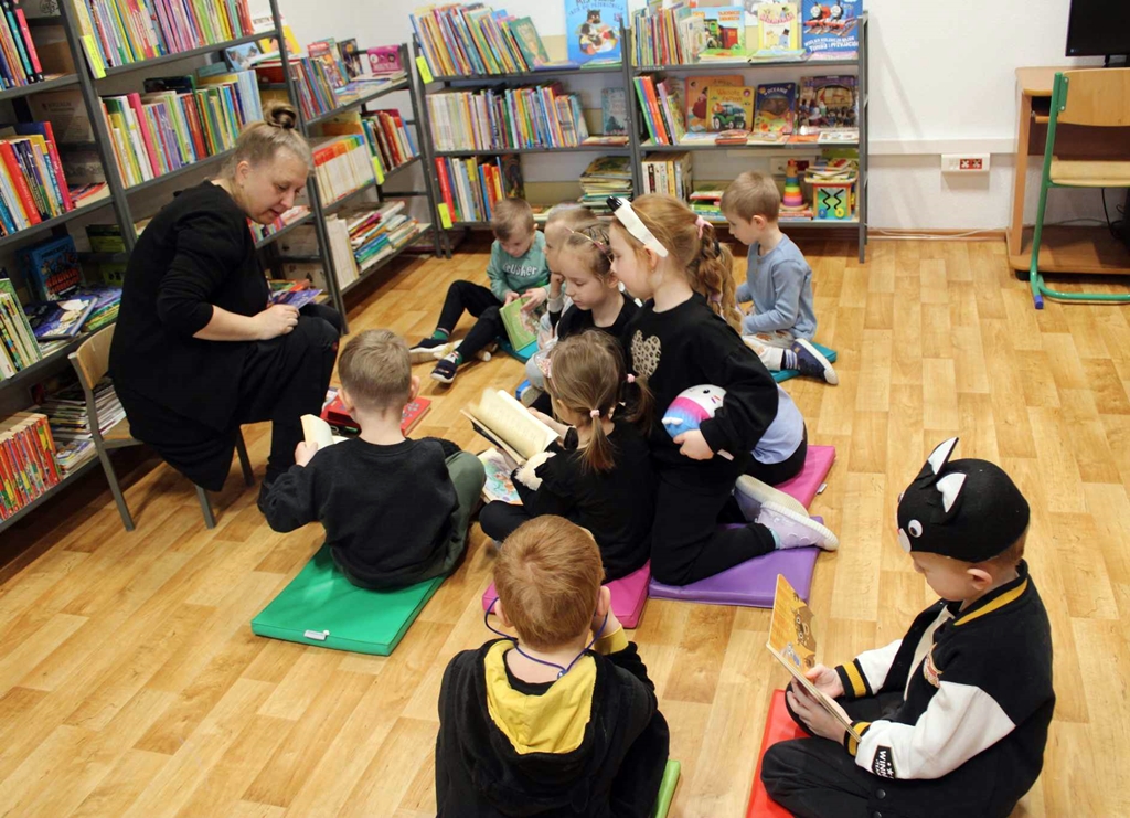 Przyjaciele Kota – Kotki w Filii nr 10