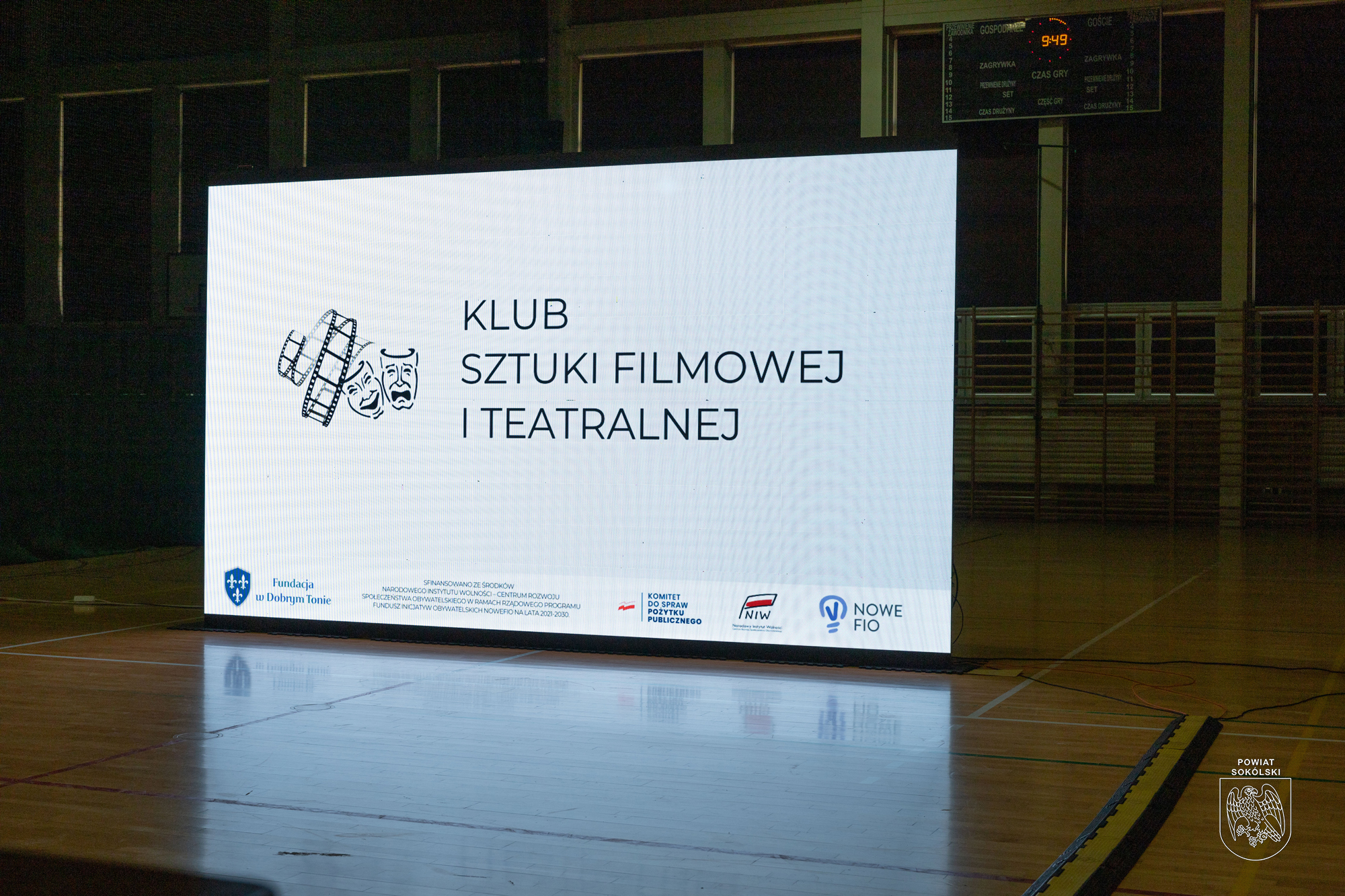 “Prorok w dżinsach”. Film o błogosławionym ks. Popiełuszce poruszył sokólską młodzież.