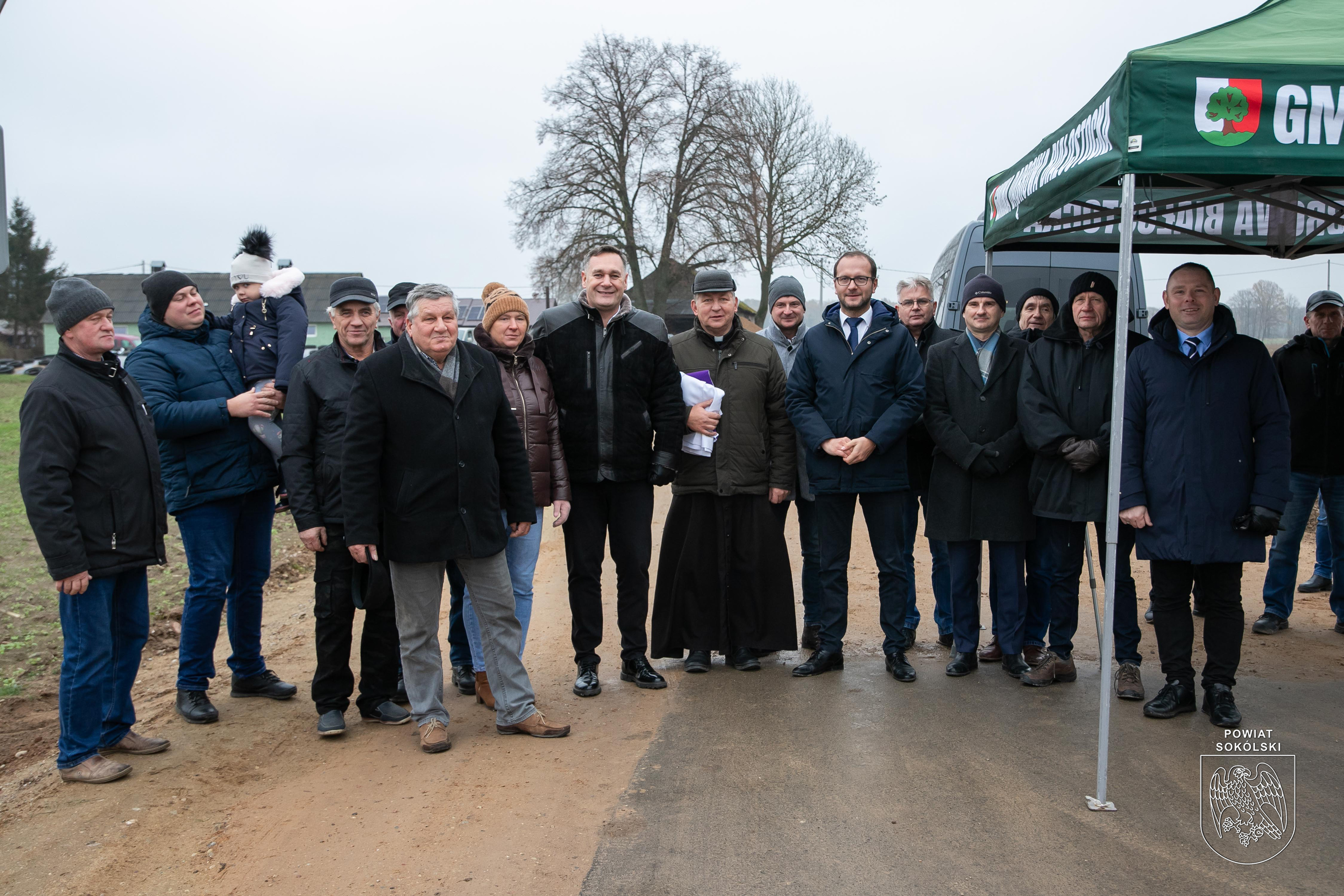 Mieszkańcy Wroczyńszczyzny mogą cieszyć się nową nawierzchnią asfaltową.