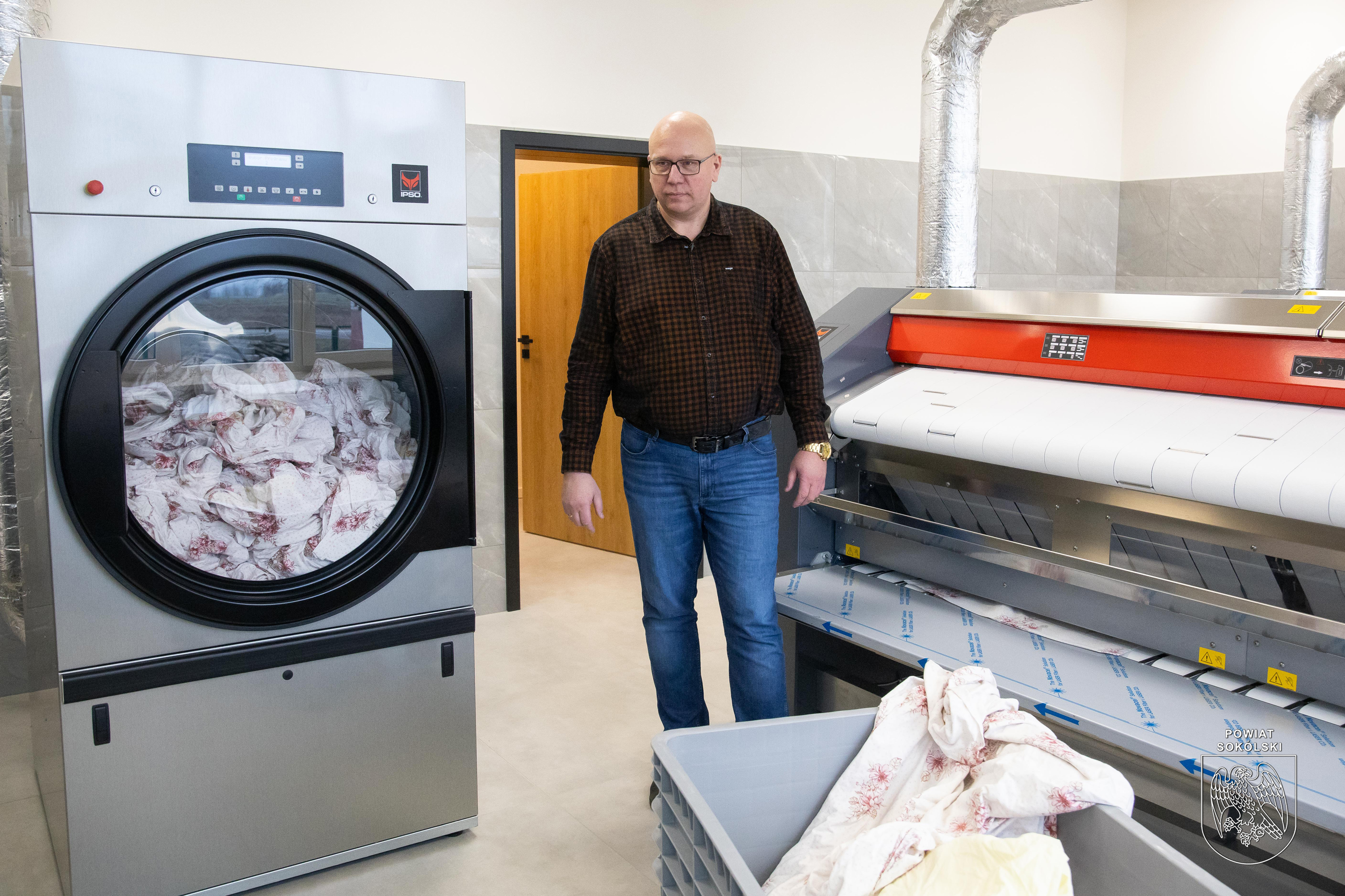 W Dąbrowie Białostockiej, w świeżo wyremontowanym budynku, rozpoczął swoją działalność kolejny Powiatowy Zakład Aktywności Zawodowej (PZAZ) w powiecie sokólskim.