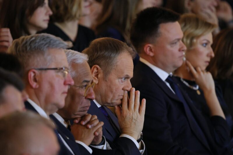 Anty-PiS wie, iż Tusk nie umie rządzić, ale ma tylko takiego