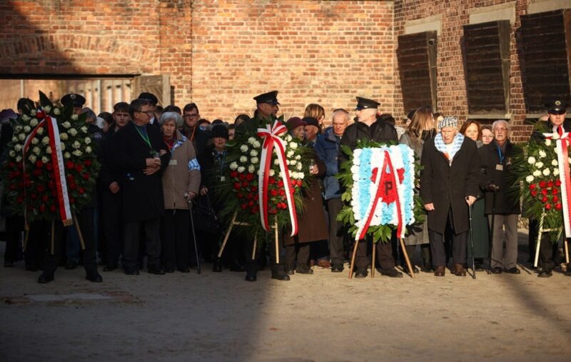 Uroczystości w Auschwitz. 50 delegacji za całego świata