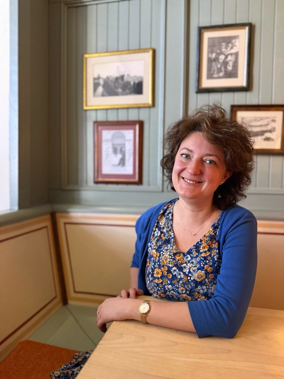 Szef powiedział, iż jest „2 na 10”. Poszła z dzieckiem na plac zabaw i wylądowała na SOR