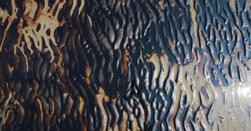 Zła passa dla rosyjskiego środowiska. Kolejna spółka naftowa przyznaje, iż doszło do wycieku