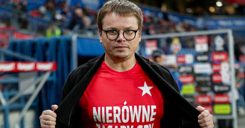 Właściciel Wisły Kraków nie wytrzymał. „Niech już politycy nie ruszają tego”