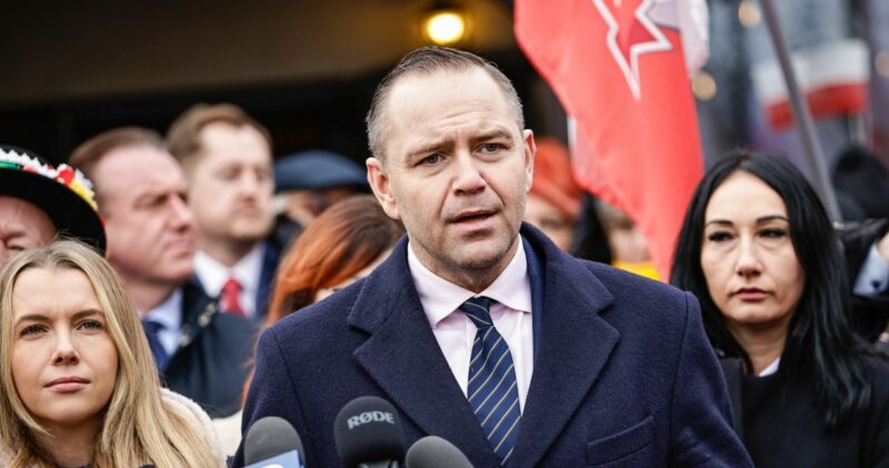 Karol Nawrocki uderza w rząd. „Donald Tusk przyniósł nam wstyd”