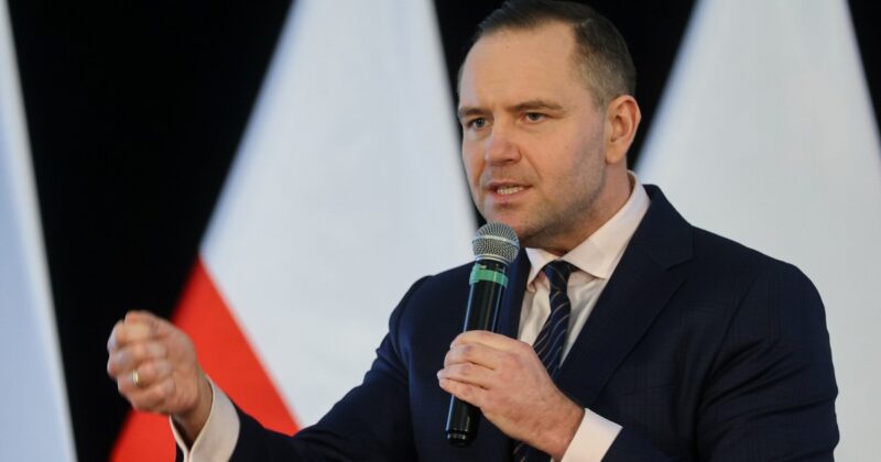 „Jestem atrakcyjną kandydaturą dla młodzieży”. Karol Nawrocki widzi to na siłowni