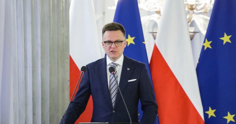 Szymon Hołownia zaskoczony planami Donalda Tuska. „Nie będzie zmian bez naszej zgody”