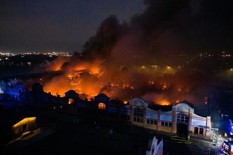 Akcja gaszenia pożaru ZNTK w Gdańsku choćby do rana!