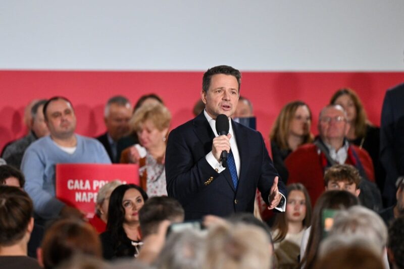 Kampanijne obiecanki. Trzaskowski ma zaprezentować „program”