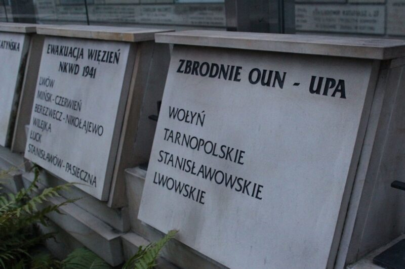 Ekshumacje. Ambasador Ukrainy mówi o przybliżonej dacie
