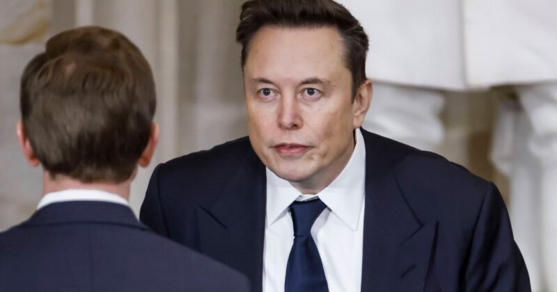 Elon Musk złożył ofertę kupna firmy swojego rywala. „Zapewnimy, iż tak się stanie”