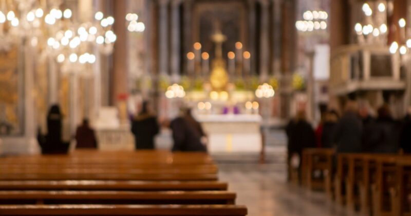 Skandal w parafii. 15-latek otrzymywał treści dla dorosłych od organisty
