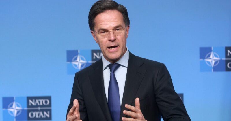 Szef NATO o negocjacjach pokojowych. „Władimir Putin musi być przy stole”