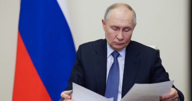 Kulisy rozmowy Donalda Trumpa z Władimirem Putinem. „Dlatego trwała tak długo”