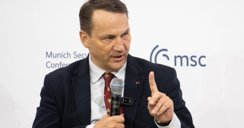 Radosław Sikorski reaguje na propozycję Wołodymyra Zełenskiego. „To się nie wydarzy”