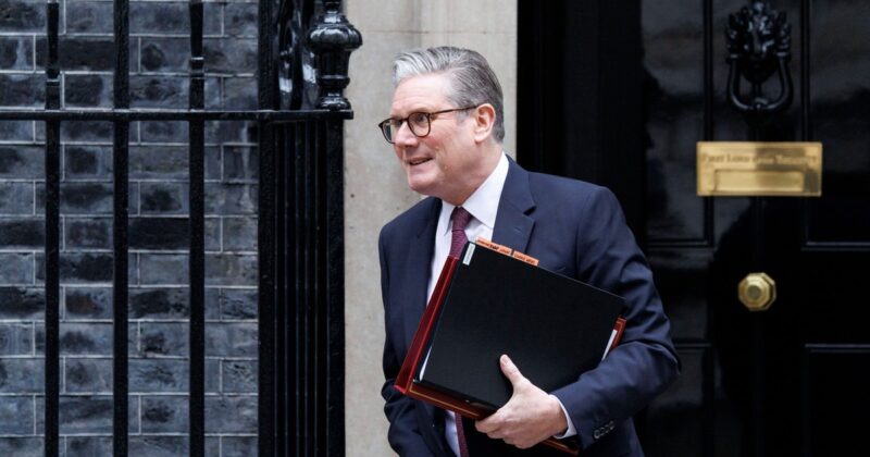 Wielka Brytania może wysłać wojsko do Ukrainy. Starmer „gotowy i chętny”