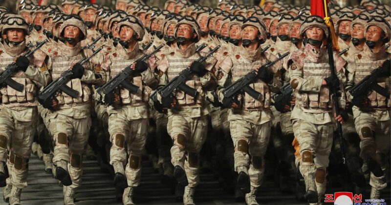 Kim Dzong Un skazał ich „na zapomnienie”. Za jedną wzmiankę wysyła do obozu