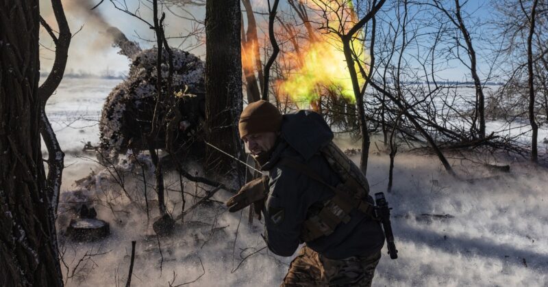 Zaskakujący zwrot na ukraińskim froncie. Rosja wpadła w panikę i zmienia strategię. „Kompletna katastrofa”