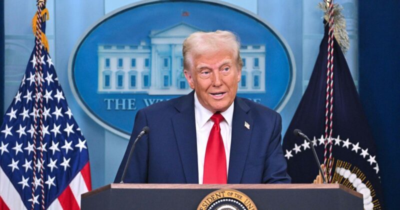 Donald Trump uderza w Wołodymyra Zełenskiego. „Ma 4 proc. poparcia”