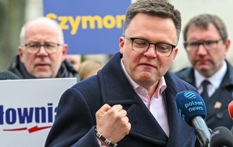 Hołownia wystraszył się Mentzena „Potężne zagrożenie”