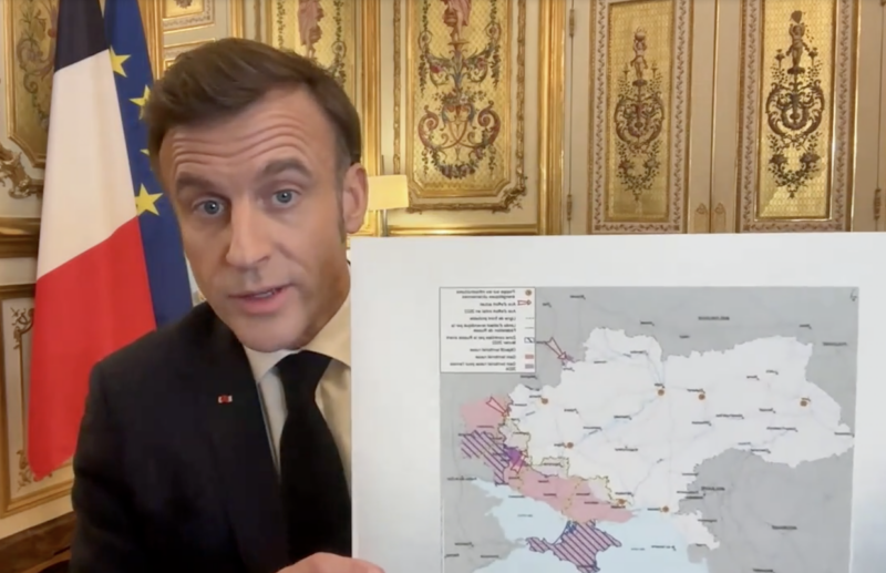 Macron rozmawiał z Zełenskim. Za kilka dni leci do USA