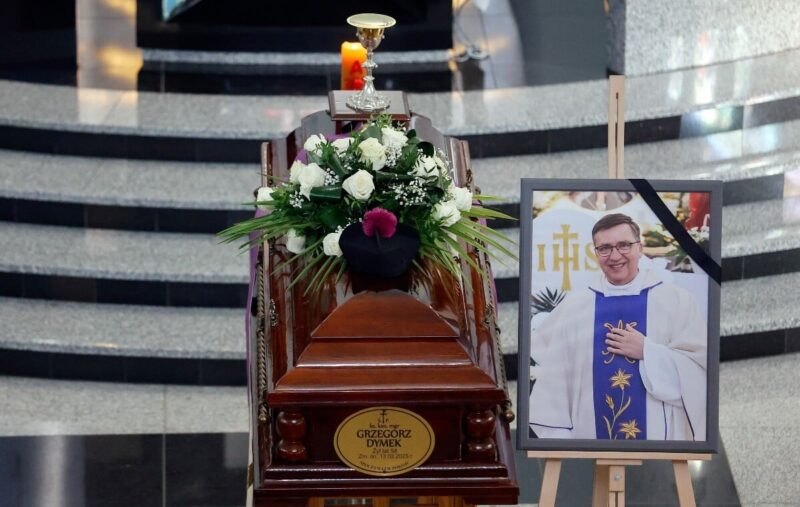 W Kłobucku pożegnano zamordowanego księdza. „Oddany ludziom”