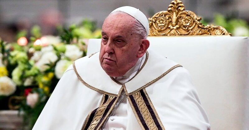 Nowe informacje o stanie zdrowia papieża. „Ma świadomość tego, iż sytuacja jest poważna”