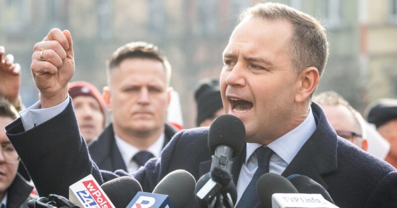 W PiS czekają na „przyspieszenie”. „W razie czego powiedzą prezesowi: a nie mówiłem!”