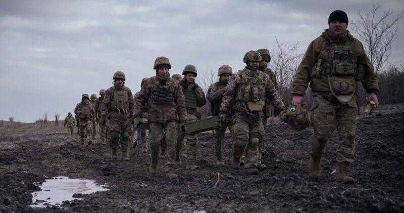 Wojskowi jasno o dyplomatycznych ruchach Trumpa. „Ukraińcy w to nie wierzą”