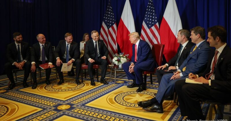 Andrzej Duda spotkał się z Donaldem Trumpem. Rozmowa trwała kilka minut