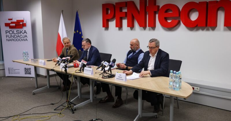 Politycy grzmią po aferze w PFN. „Dojna krowa ekipy PiS”