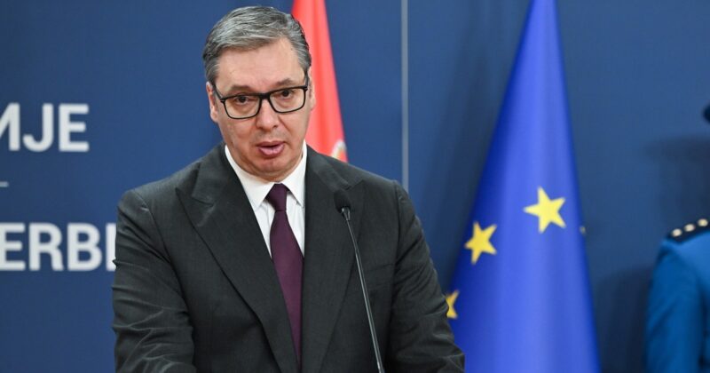 Prezydent Serbii zabrał głos po rozmowie Trumpa z Zełenskim. „Musimy uważać, jak wieje wiatr”