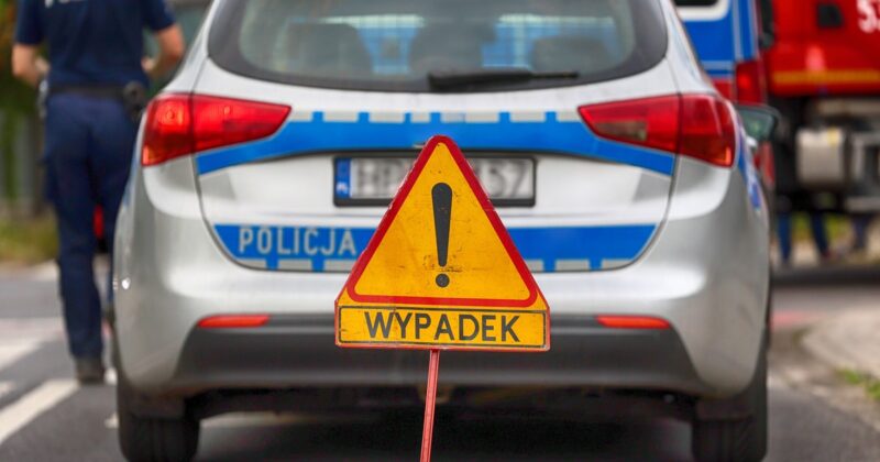 Wypadek z udziałem czterech pojazdów na S8. Jedna osoba nie żyje