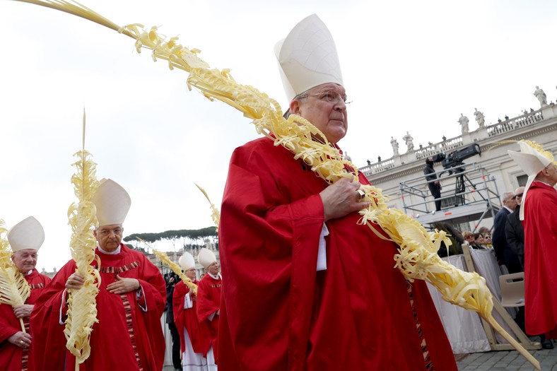 Prof. Gorlach: USA chcą amerykańskiego papieża. „Jest uważany za absolutnego twardziela”