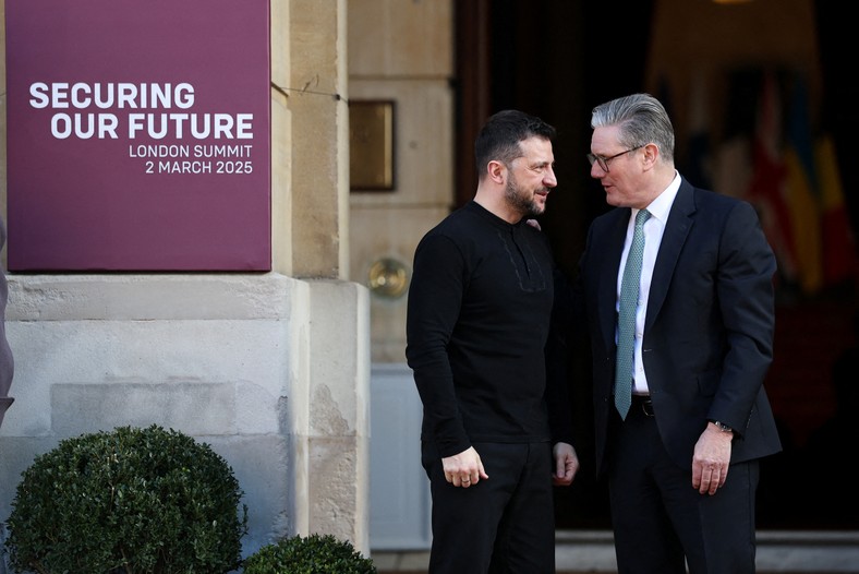 „Fatalne dni dla Europy”. Keir Starmer ma pomysł na to, jak pogodzić USA z Ukrainą. „Jesteśmy w punkcie zwrotnym”
