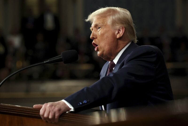«Мы этого добьемся так или иначе». Вот почему Трамп не откажется от Гренландии