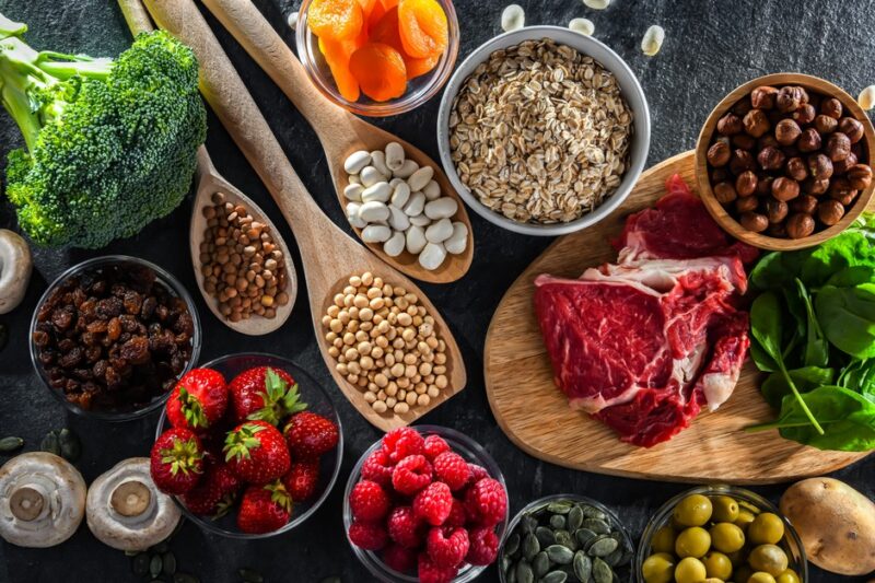 Niedobór żelaza zwiększa ryzyko chorób serca. Ekspertka wyjaśnia, jak go rozpoznać i co jeść, by uzupełnić braki