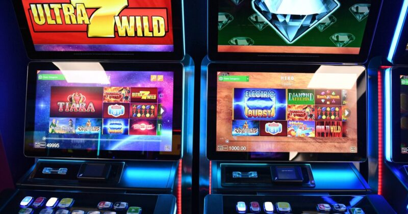 Służby przewoziły granat, o którym nie wiedzieli policjanci. „Kiedyś dojdzie do tragedii”