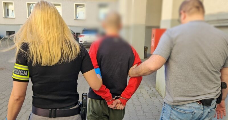 Agresywny mężczyzna wtargnął do przedszkola. Zaatakował opiekunki