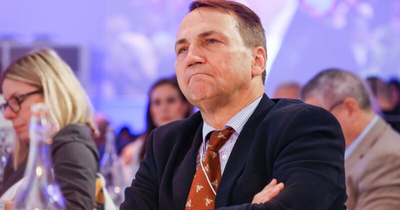 Radosław Sikorski wbija szpilę Viktorowi Orbanowi. „Byłbym ciekaw”