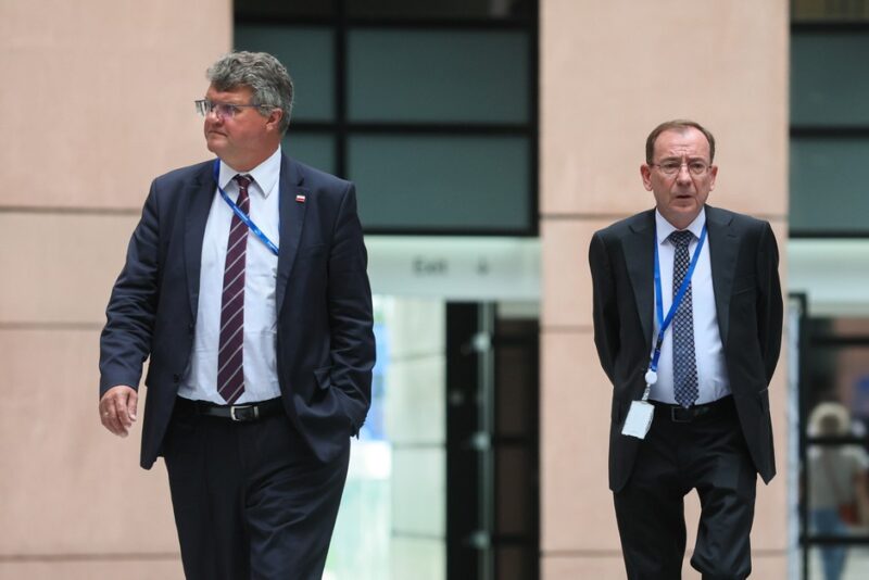 Mariusz Kamiński i Maciej Wąsik usłyszą zarzuty za działania wobec szefowej Fundacji Otwarty Dialog? „Fabrykowali tajne dokumenty”