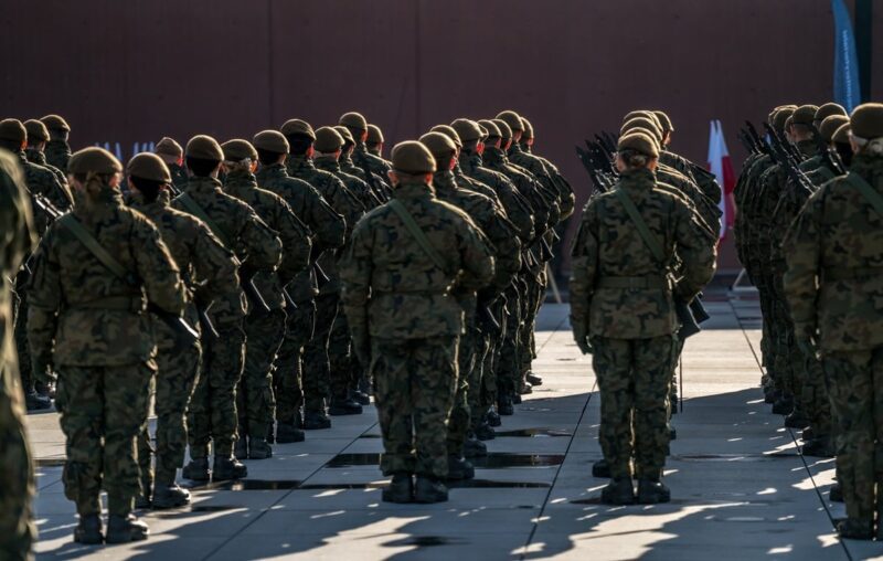 Хотели бы поляки восстановления военной службы?